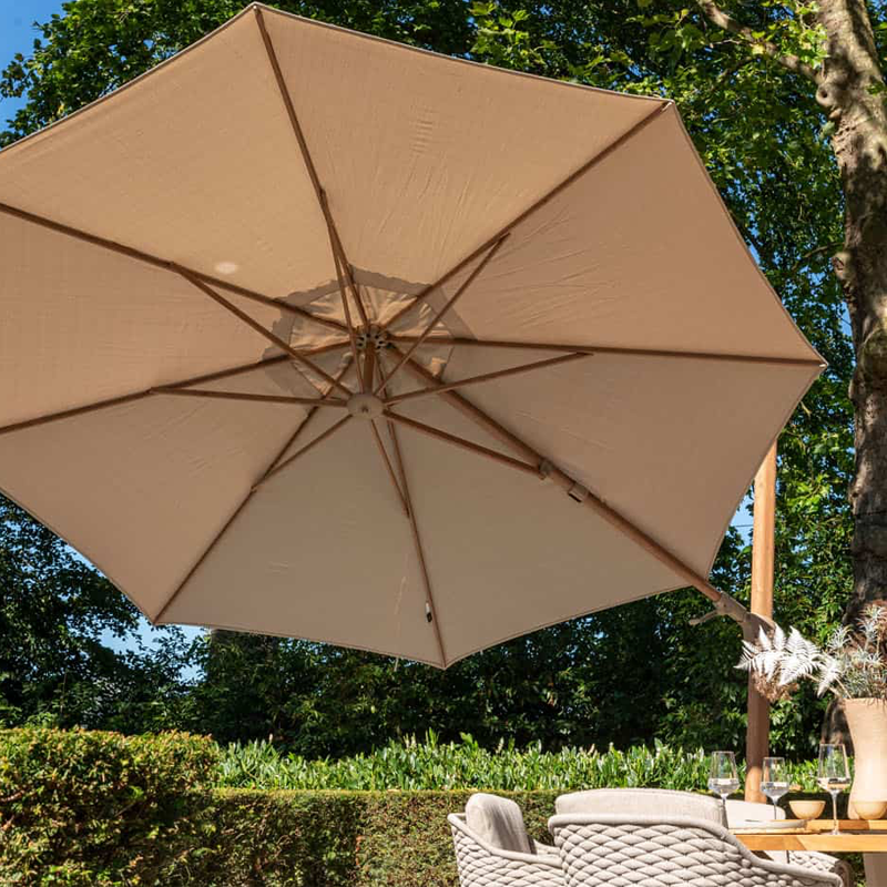 4 Seasons Outdoor Siesta Premium Ø350cm zand met houtlook frame