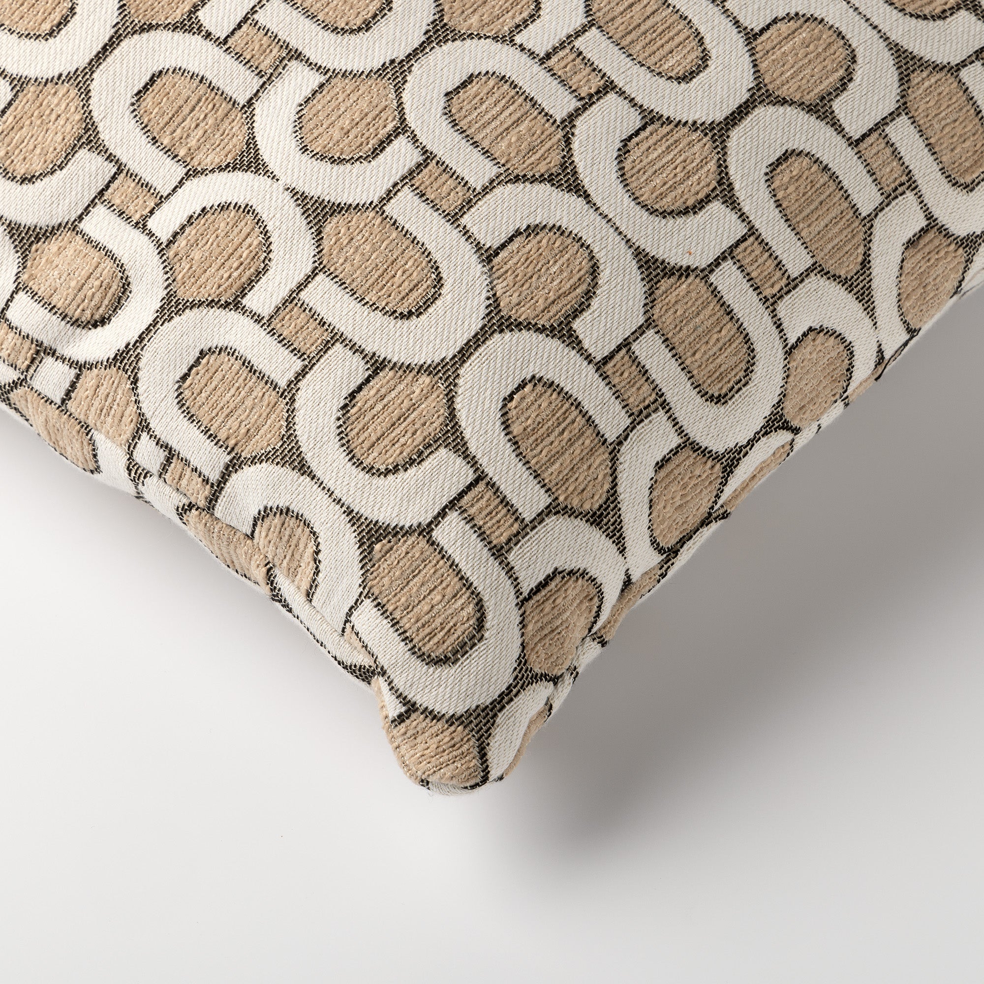 Dutch Decor SK Elyn 30x50cm Irish Cream