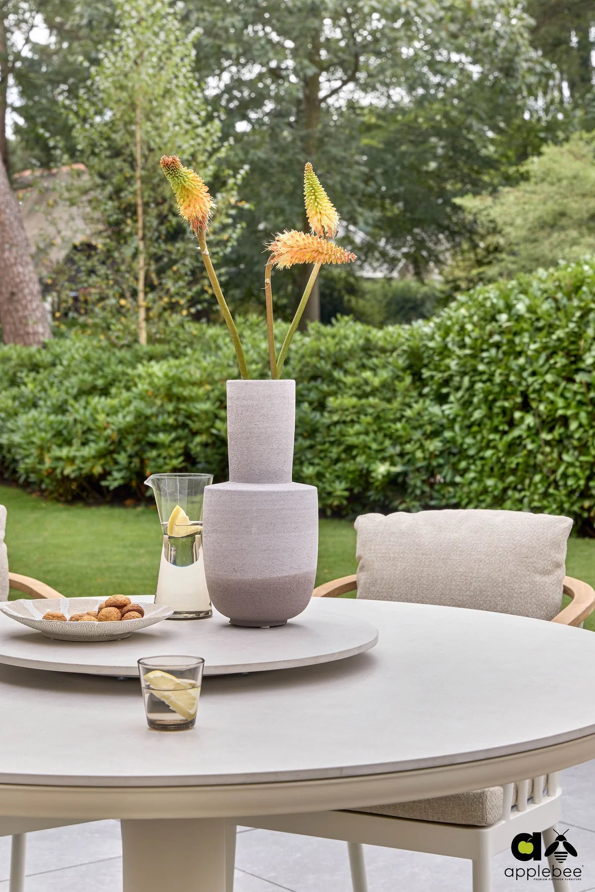 Apple Bee Melville dining tafel Ø140cm Sintered Stone - Oyster