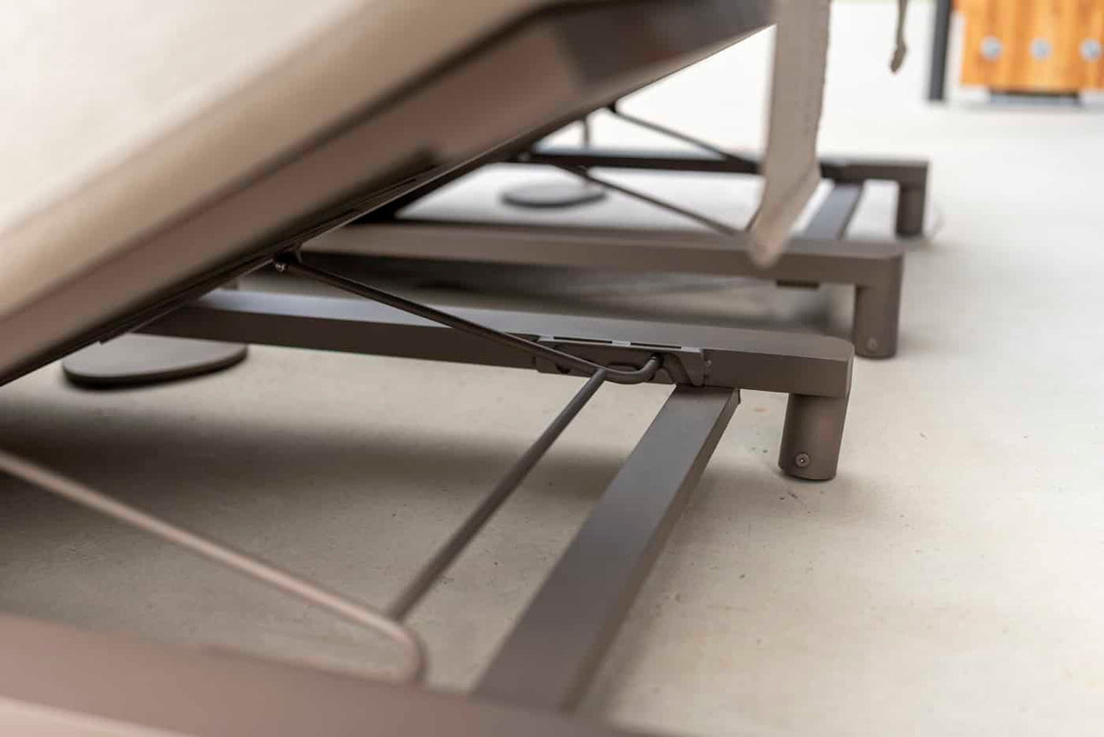 4 Seasons Outdoor Madeira ligbed terre incl. kussen en hoofdsteun