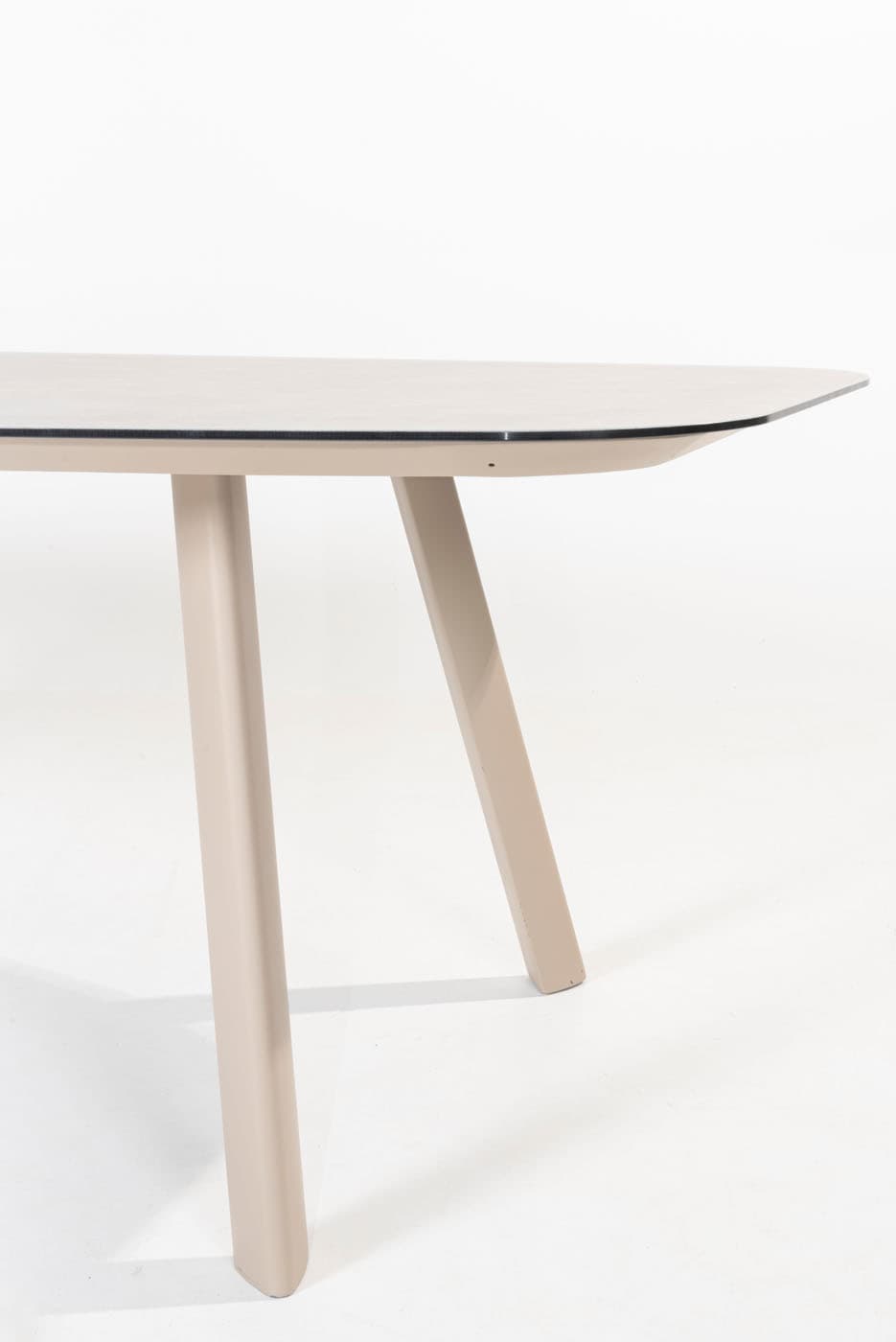 Taste 4SO Puglia dining stoel + Manolo tafel latte met geprint keramiek tafelblad 240 cm