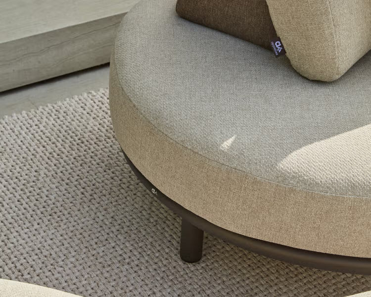Applebee Moon Island single chair 110, frame alu Bronze, Bee Wett cushion Cotton Flower