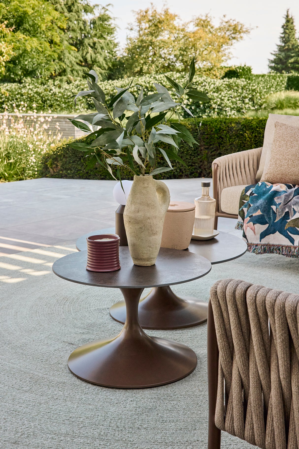 SUNS Fiavè Loungeset Bronze met Nova loungetafels