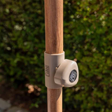 4 Seasons Outdoor Azzurro Ø300cm zand met houtlook frame stokparasol