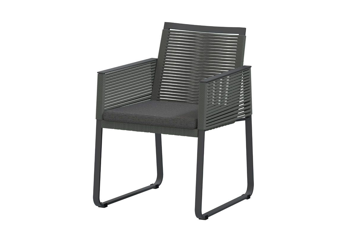 6x 4 Seasons Outdoor Ortea dining showmodellen