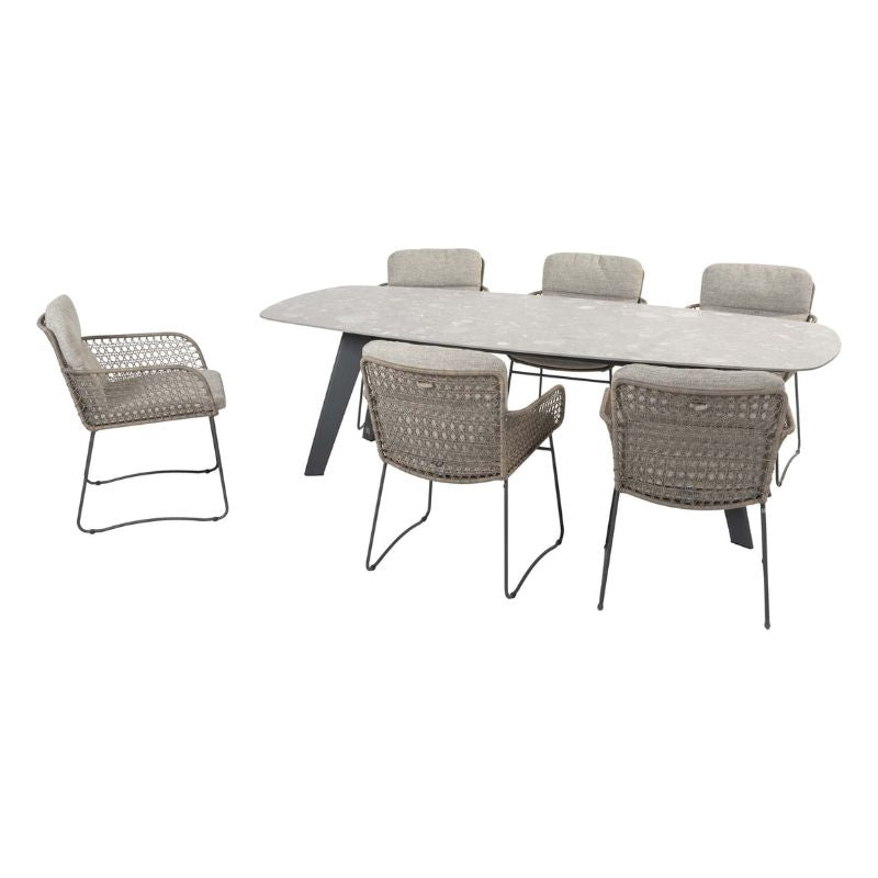 4 Seasons Outdoor Aprilla dining pure + Montana tafel barrel keramiek terrazzo 240 x 103 cm