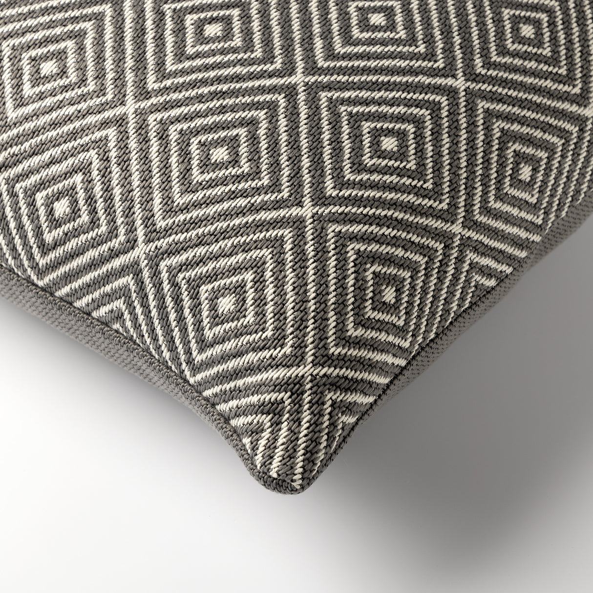 Dutch Decor OSK Verano 45x45cm Charcoal Gray