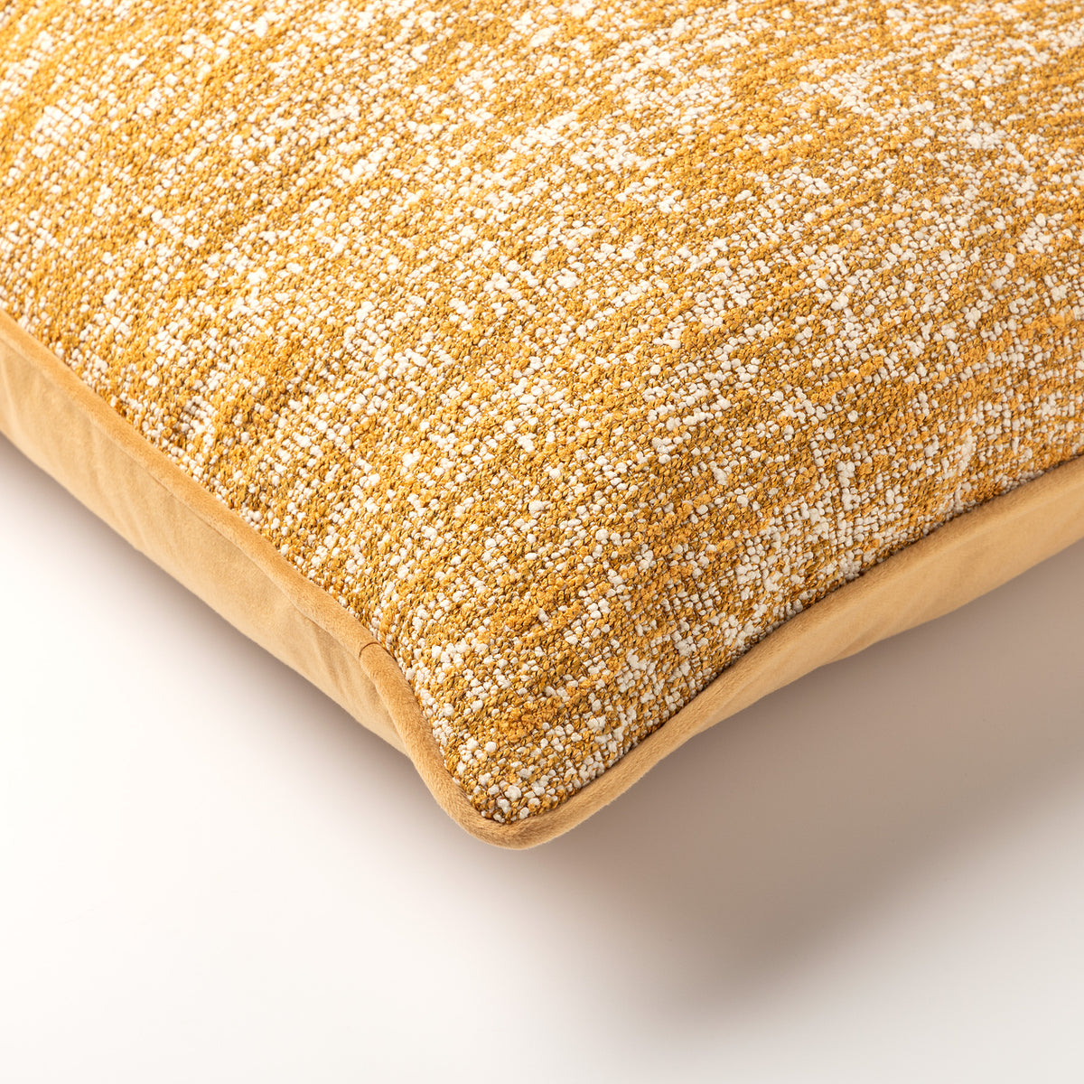 Dutch Decor SK Casper Recycled 45x45 cm Chai Tea GRS