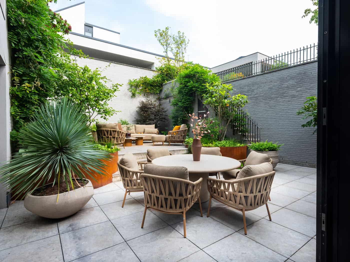 4 Seasons Outdoor Hampton low dining eettafel mortex 160 cm Ø (H69)