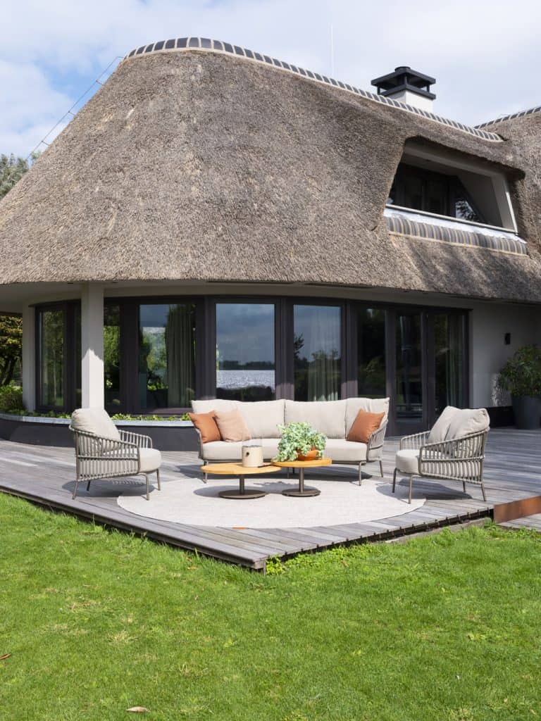 4 Seasons Outdoor Capalbio loungeset + Boaz salontafels terre