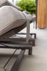 4 Seasons Outdoor Madeira ligbed terre incl. kussen en hoofdsteun bloucle clay kussen