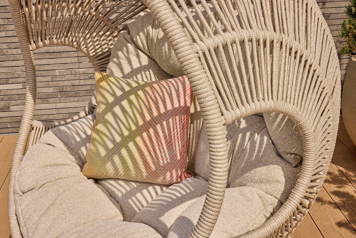 Suns Nuna egg Chair