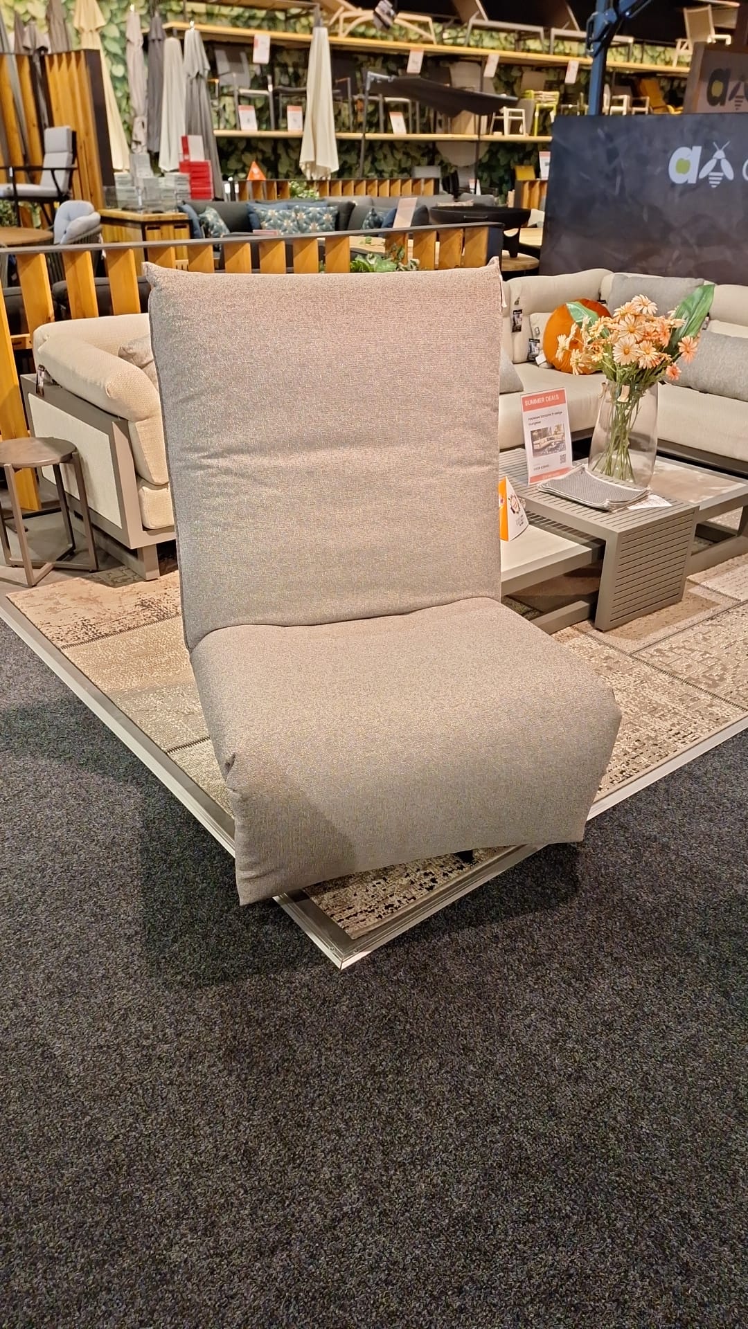 Lifestyle Indi outdoor verstelbare stoel loire pe light taupe 7004