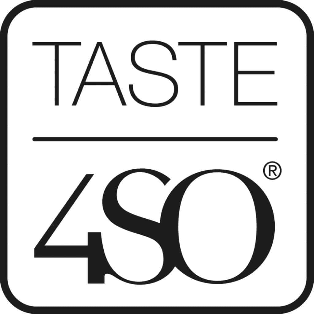 4 Seasons Outdoor Fabrice dining stoel latte + Taste 4SO Prado tafel met keramisch tafelblad barrel latte 240 cm