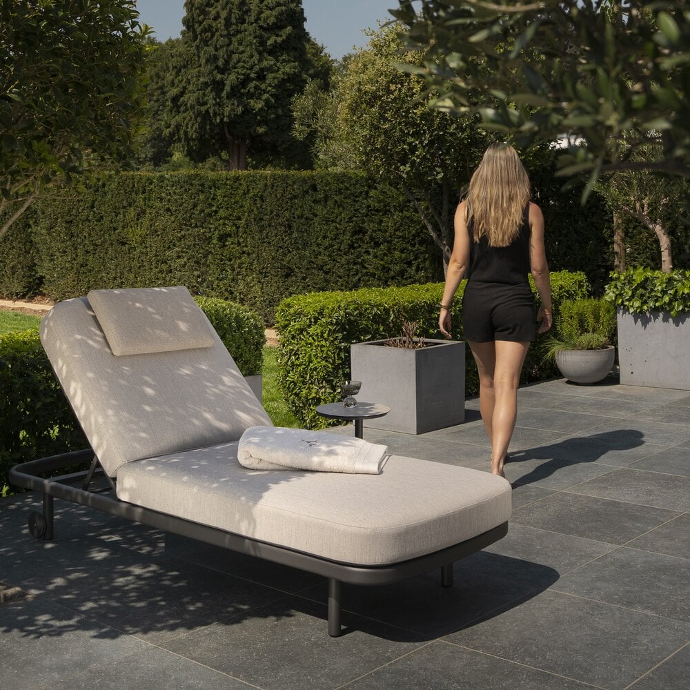 Taste 4SO Milano ligbed antraciet incl. kussen en hoofdsteun