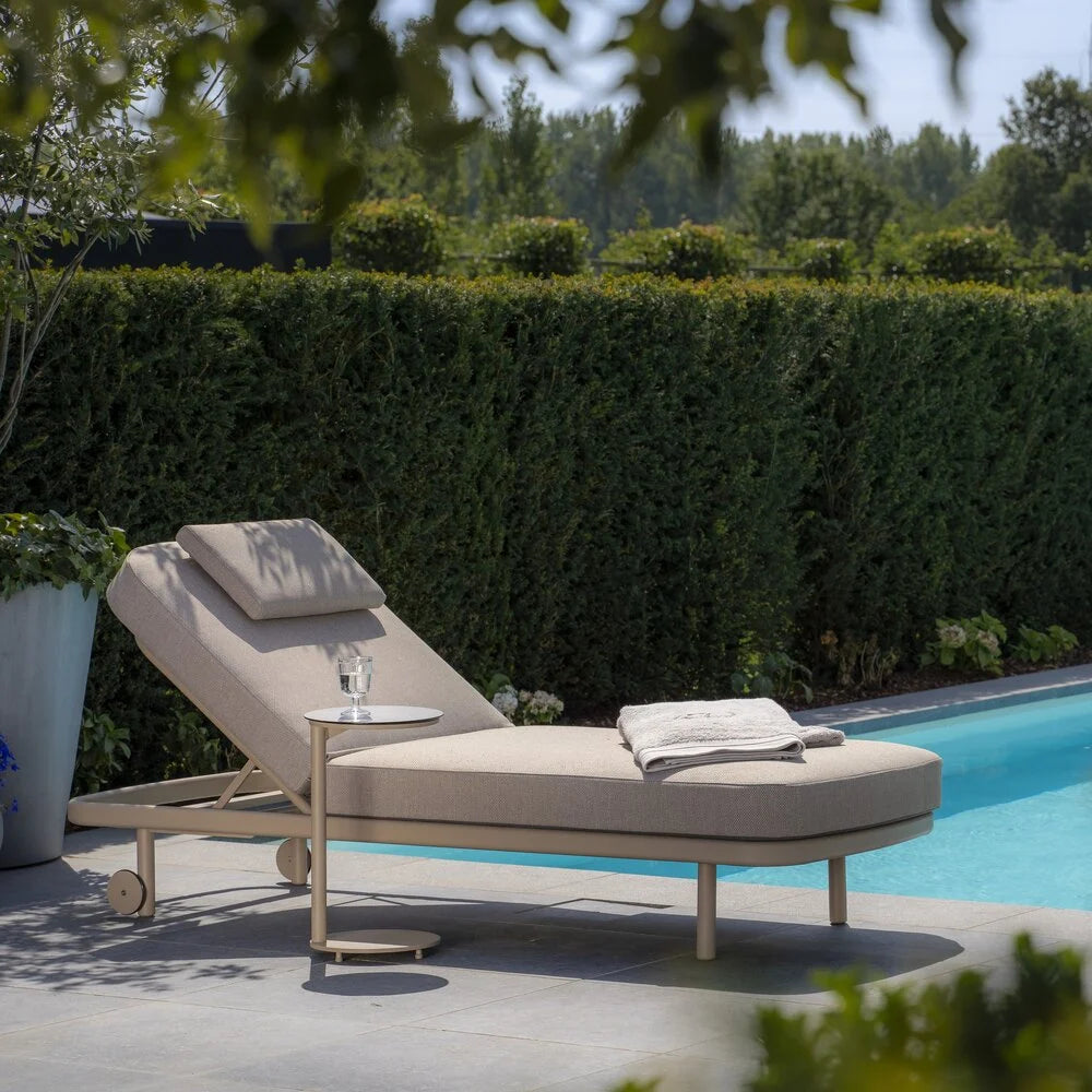 Taste 4SO Milano ligbed latte incl. kussen en hoofdsteun