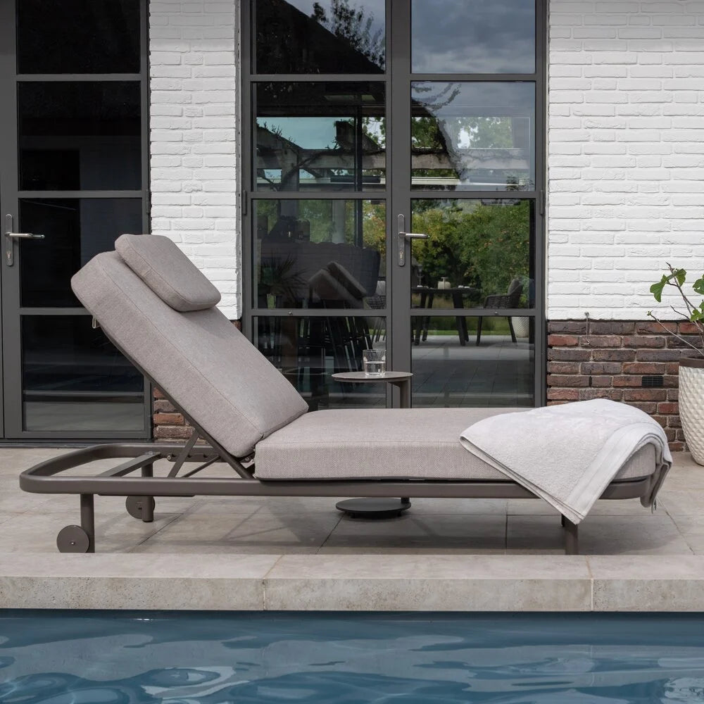 Taste 4SO Milano ligbed terre incl. kussen en hoofdsteun