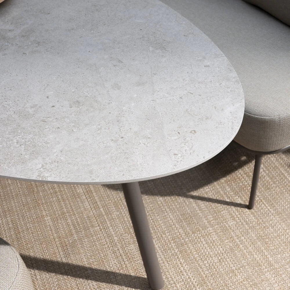 Taste 4SO Salute ovale low dining tafel terre met keramisch tafelblad 220 x 105 cm (H 69)